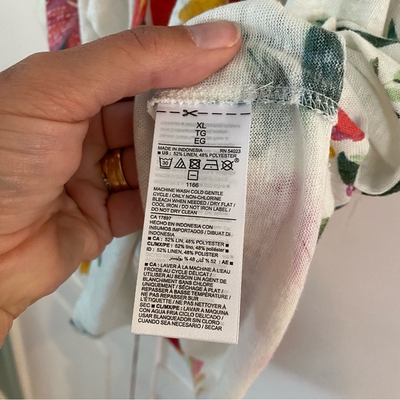 Hawaiian Ruffle Tank - Picture 4 of 6